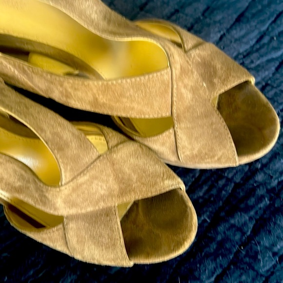 MICHAEL Michael Kors brown suede wedges in size 7.5 - Picture 4 of 5